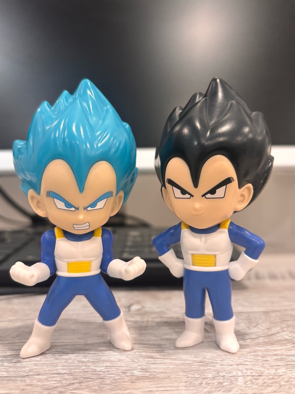 Collection Burger King Kids Toys Dragon Ball Z Vegeta Action Figures Set of Two